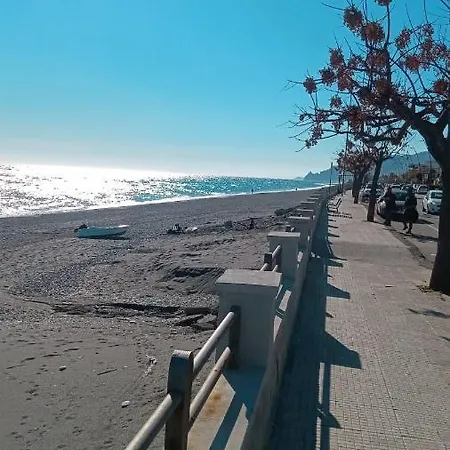 Vista Incantevole Roccalumera, Sicilia * Roccalumera
